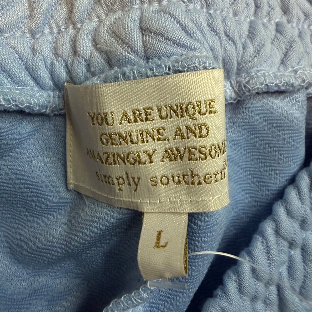 Simply Southern Light Blue Quilted Capri Pants Pearl Rhinestone Snap Large NEW - Picture 5 of 6